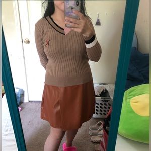 Brown sweater